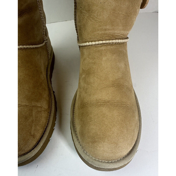 UGG Bailey Button Triplet II Boots Tall Fur Lined 1873 Tan Brown Women's Size 9 - Picture 5 of 16